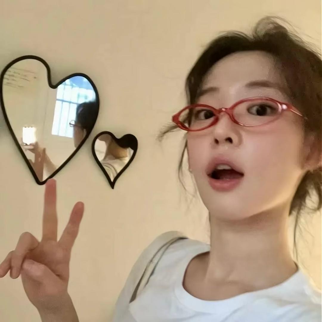 📷＇、