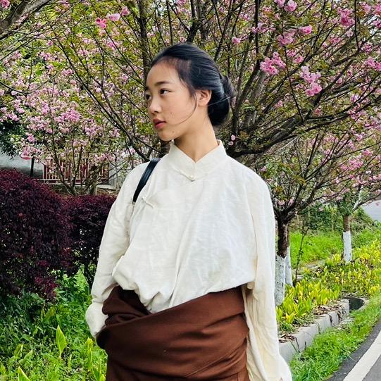 扎西措    舞蹈