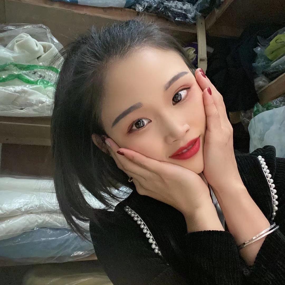 爱吃榴莲的小马呀