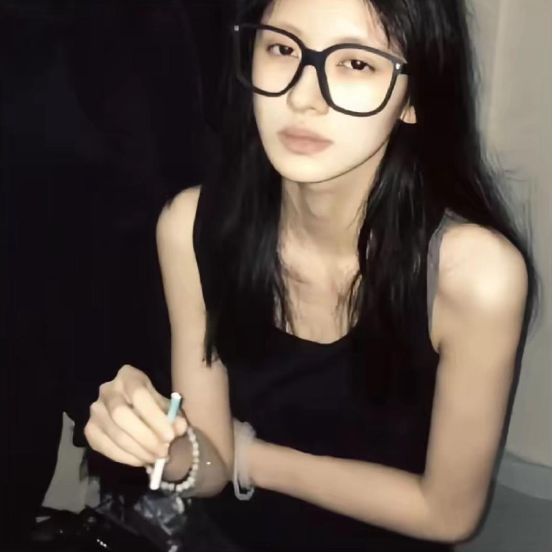 38岁极品屌丝女