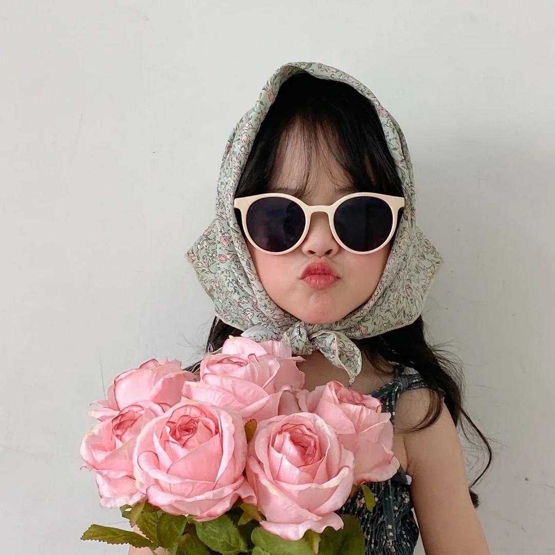 墨琪与溪颜