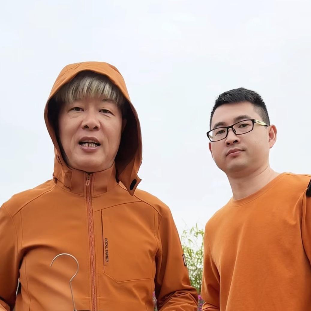 霞湖世家男装（天天）