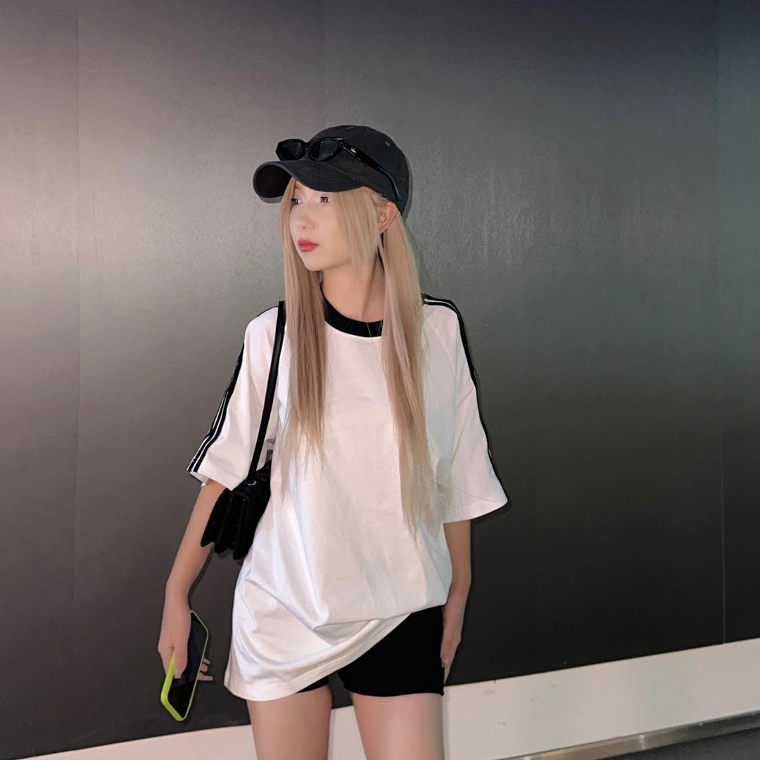 夏娜.
