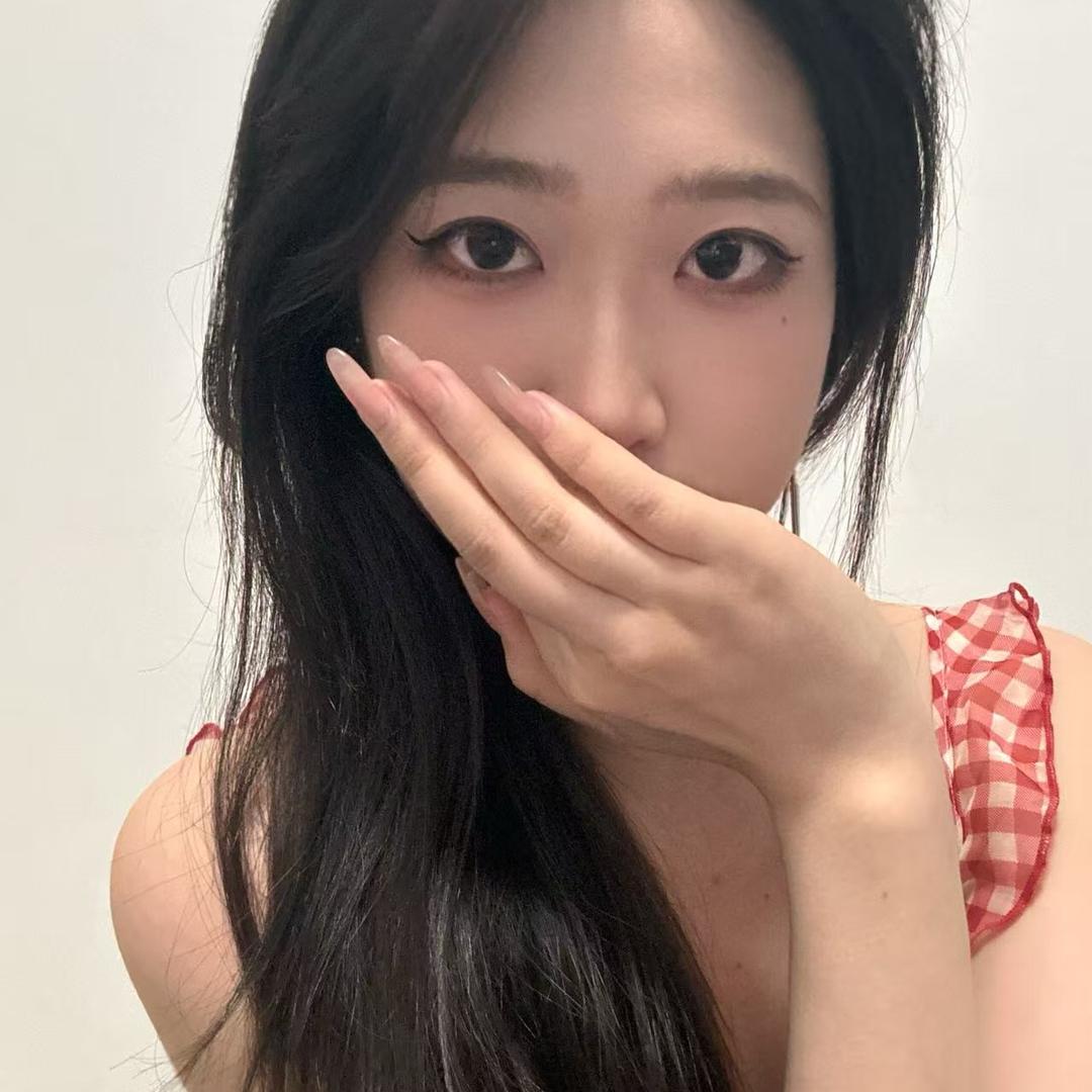 曼灵.
