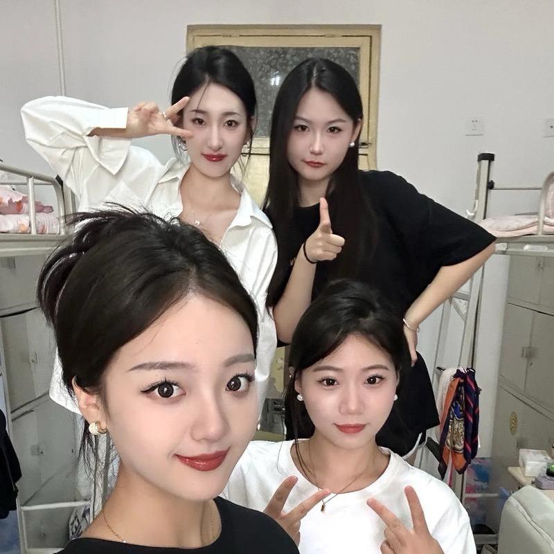 学妹团