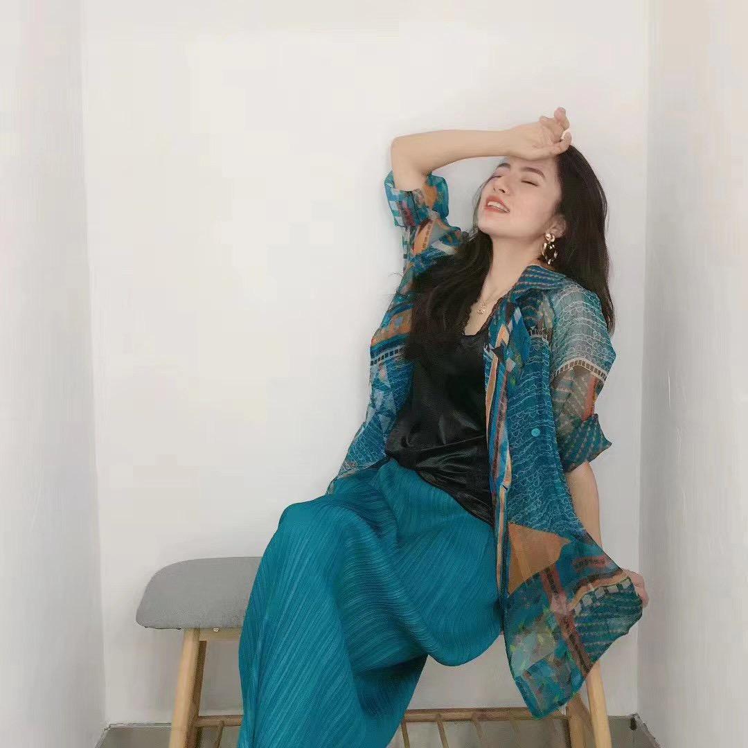 深圳南油简褶原创女装