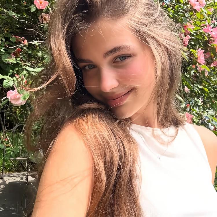 Luna zoe