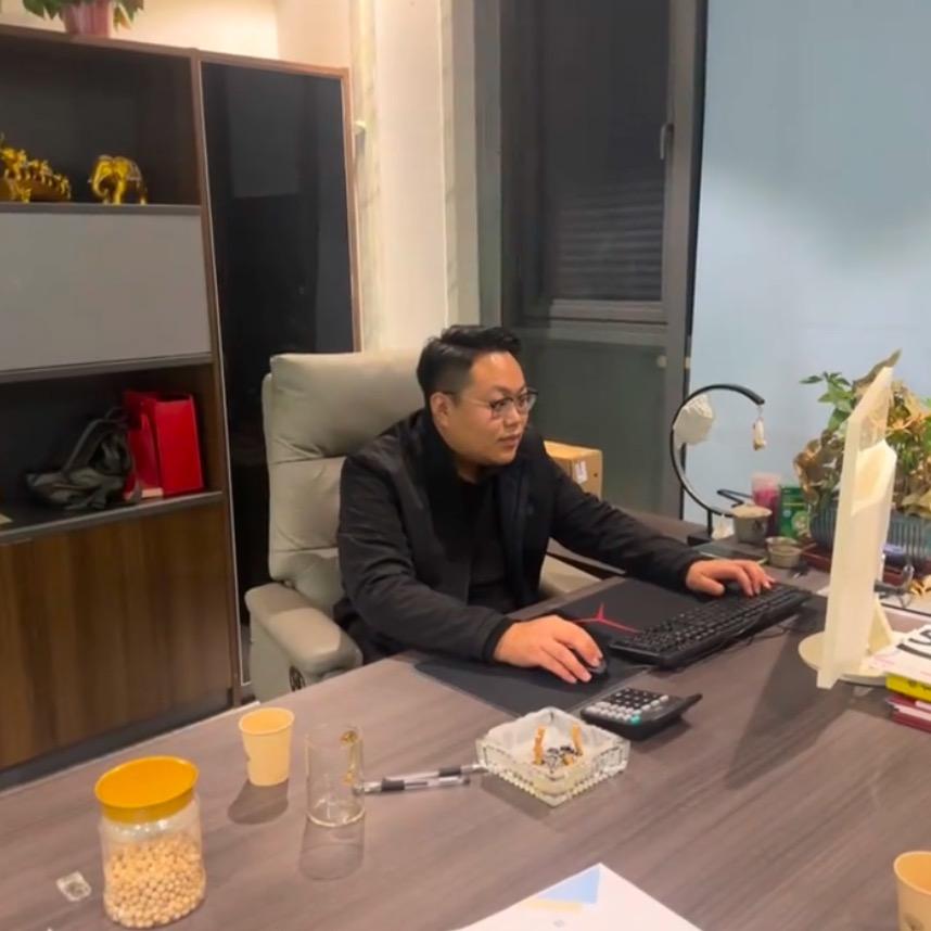 王旭洋