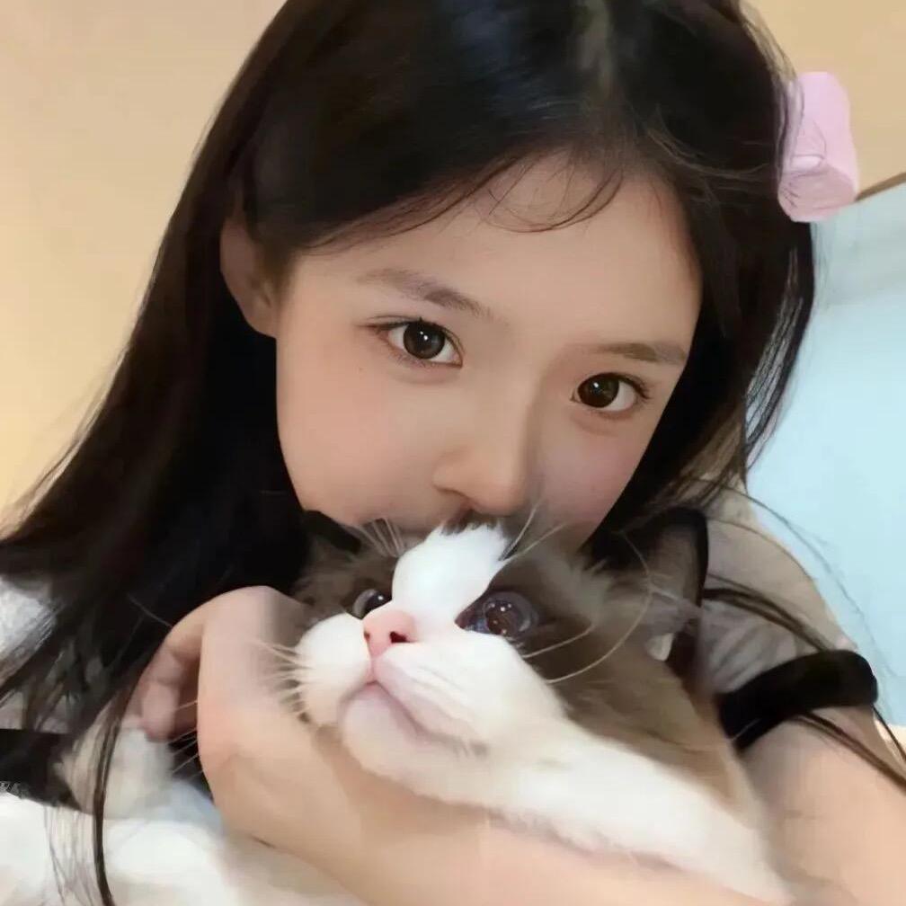 ʚ/•᷅•᷄\ɞ