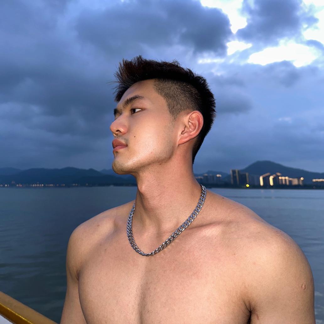 小王同学在努力