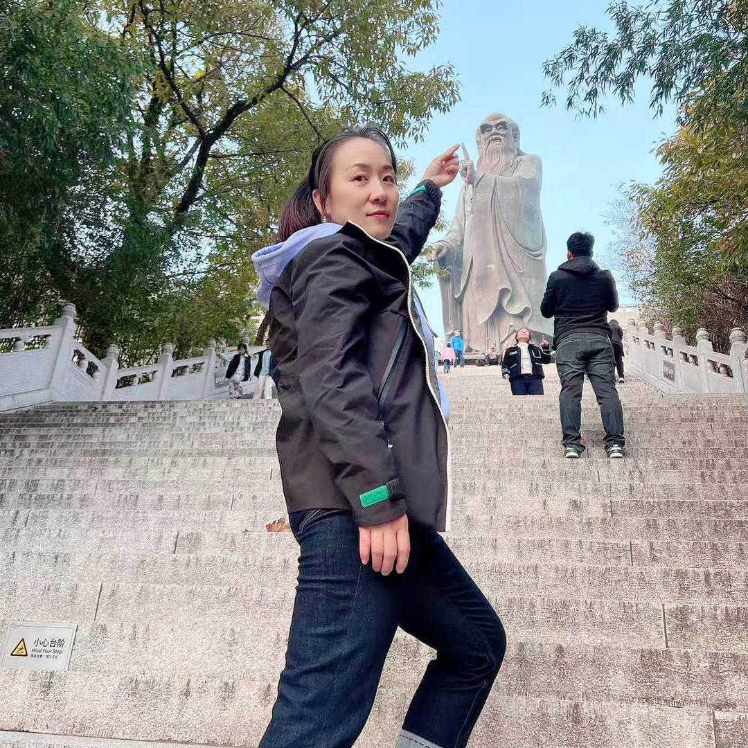 泡泡糖🍬妹妹（小老肥）