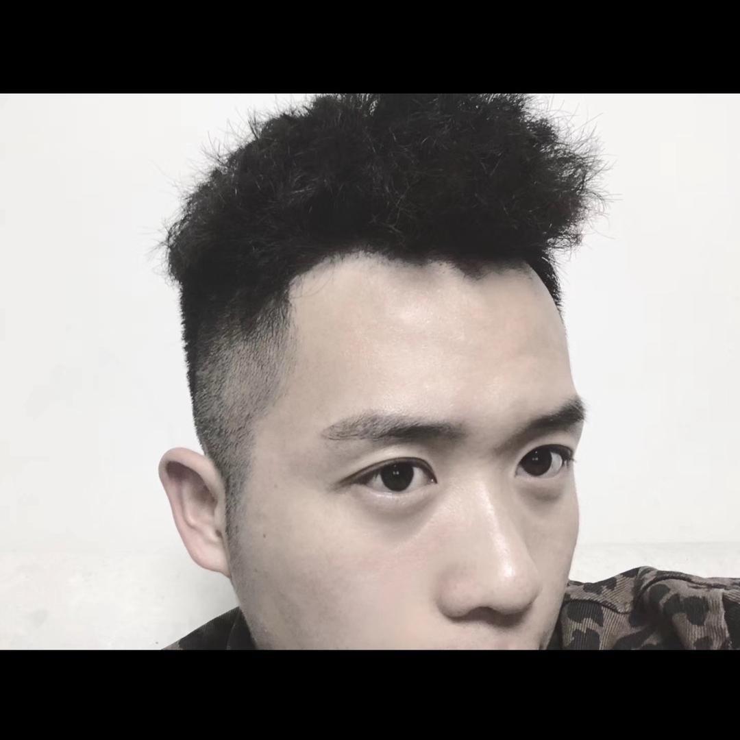 杨点点