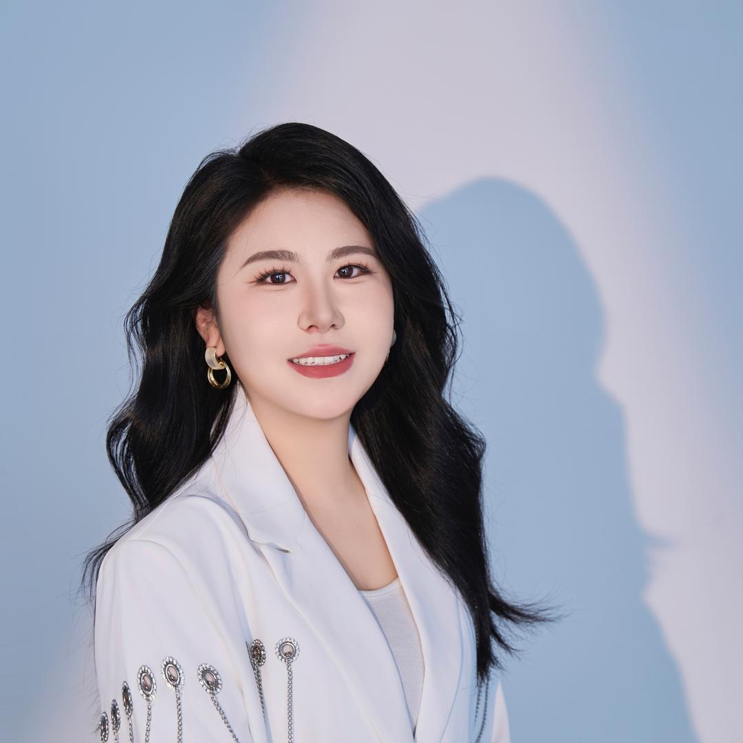 雪小暧