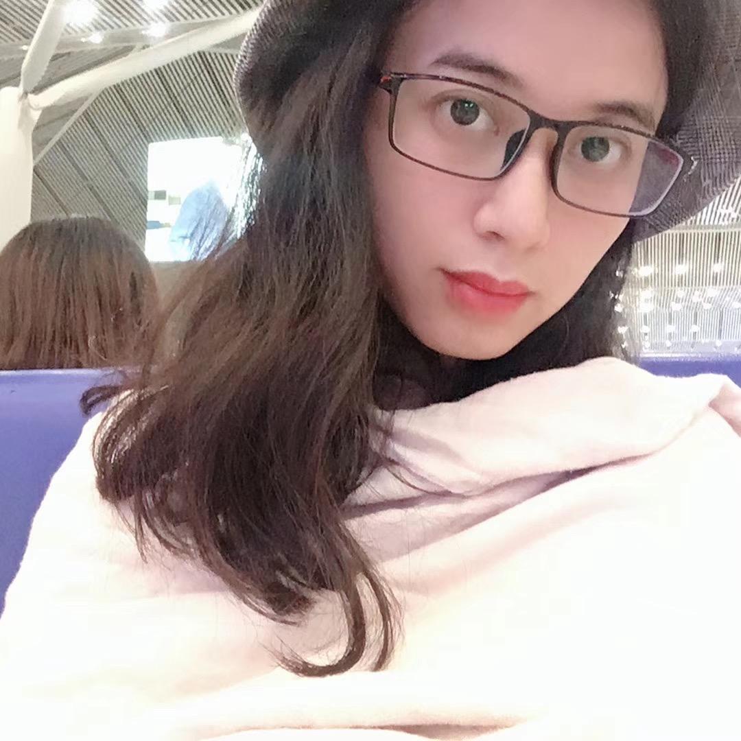 亮晶晶的歆
