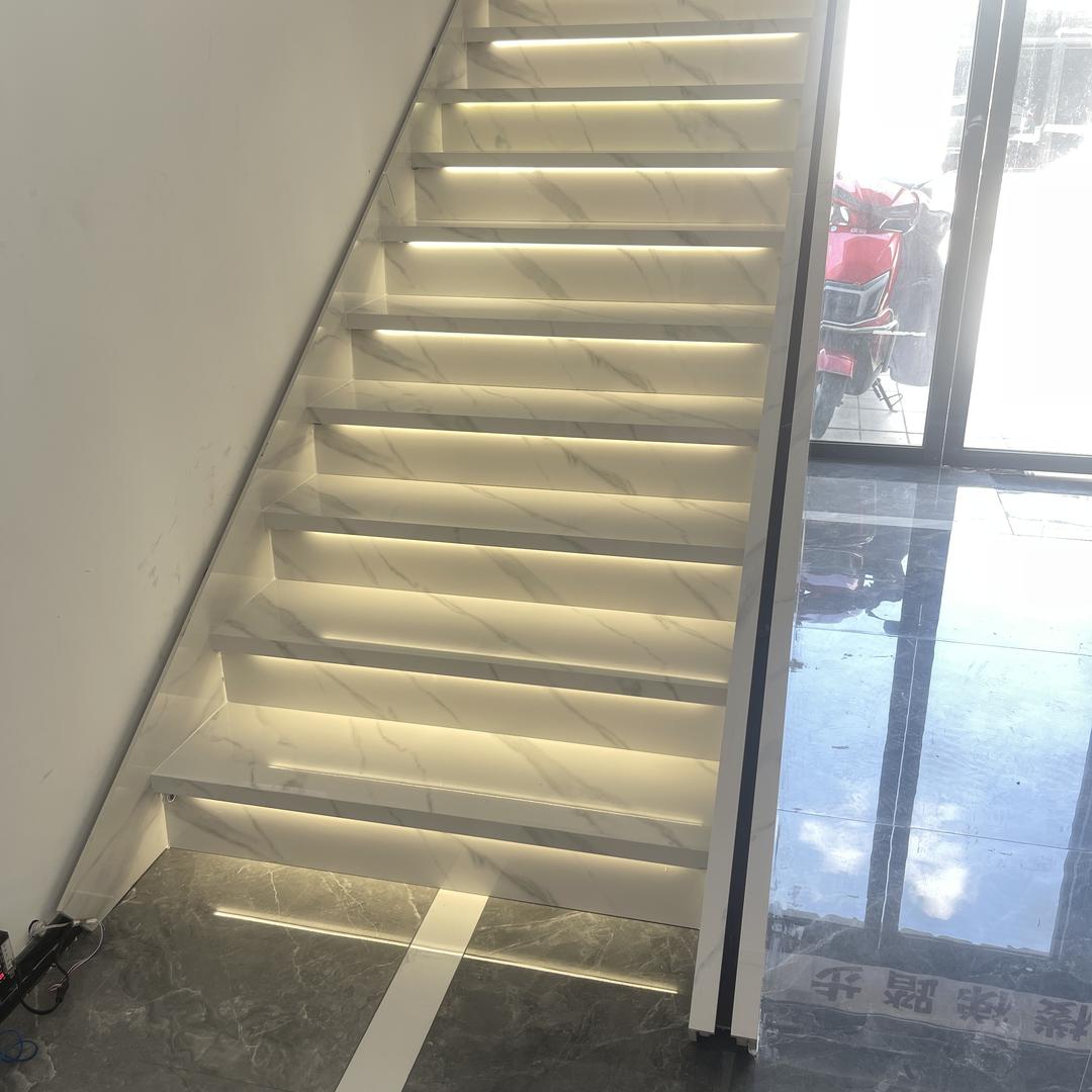 楼梯踏步A罗 （岩板 瓷砖）定制工厂