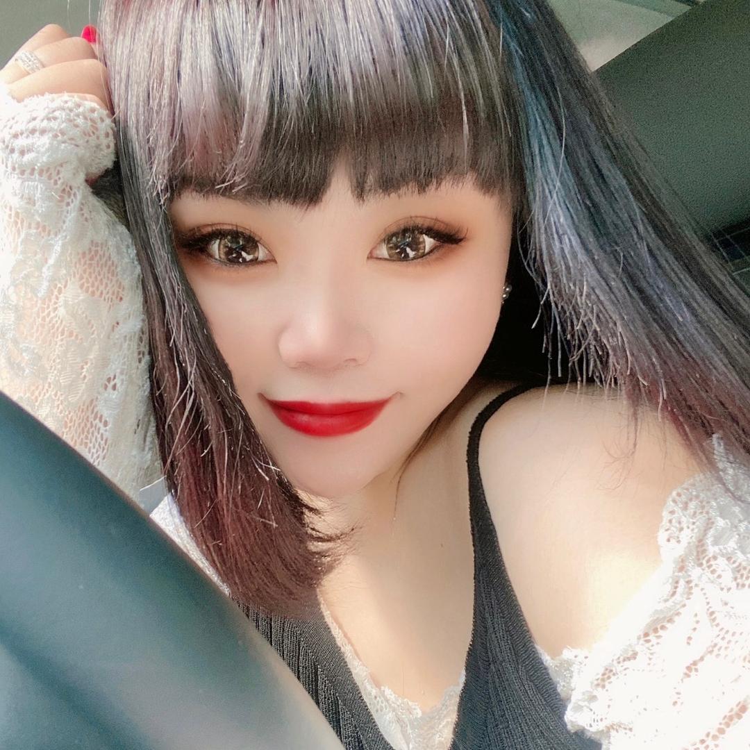 青宝爱吃肉😘