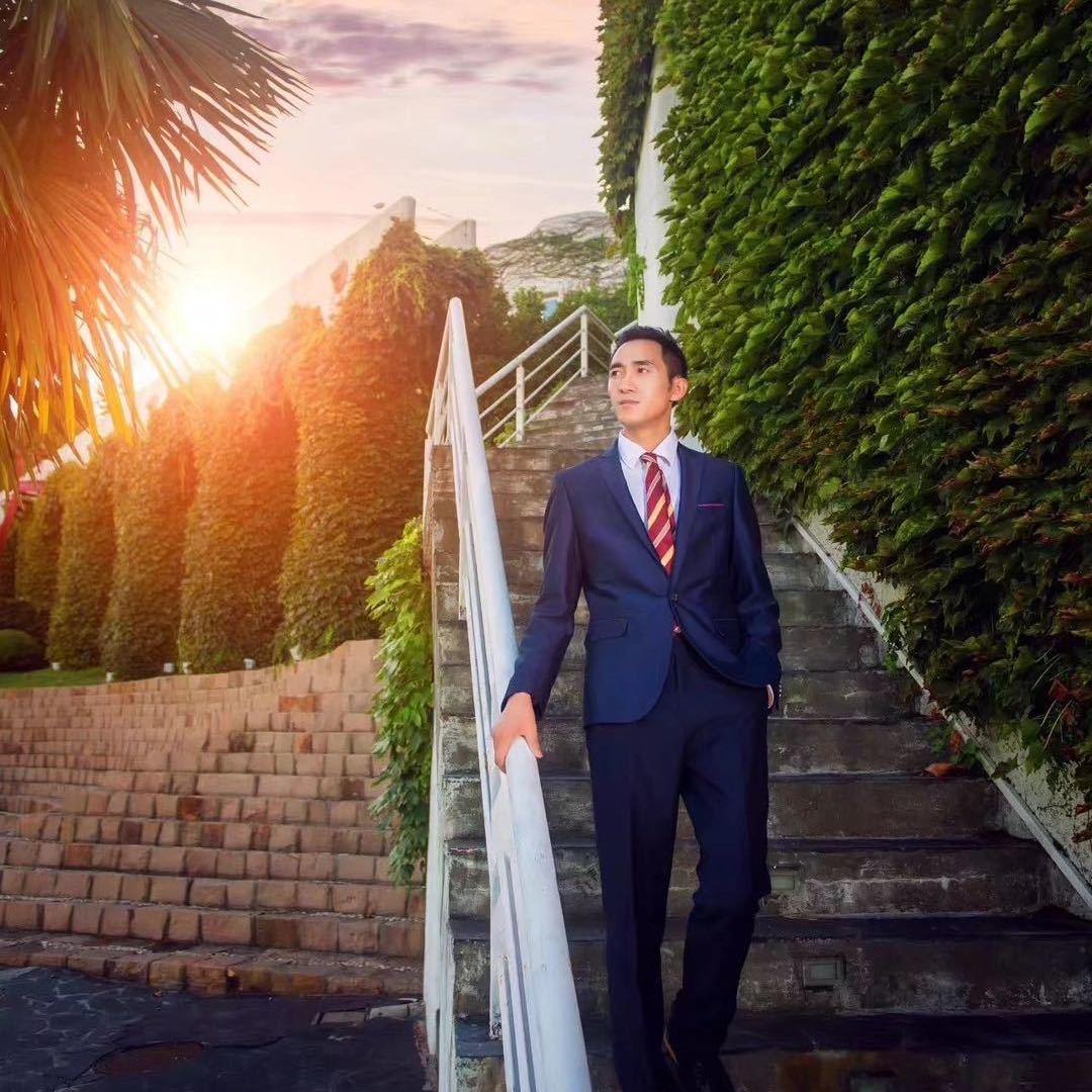 贵州遵义桐梓何启文