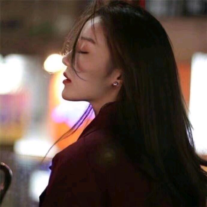 香菜小姐姐头像