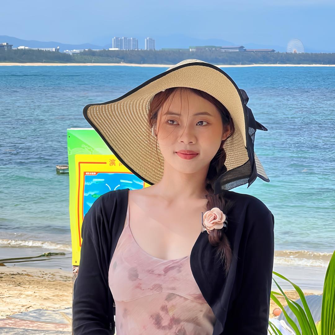 -  何慧慧