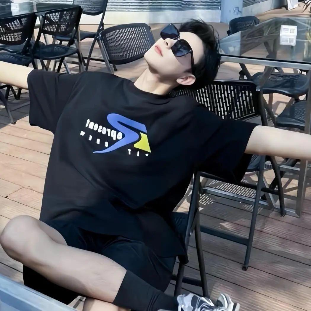 Yolo   营销经理大鹏