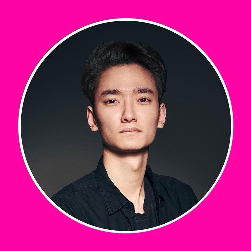 AI君主小亦