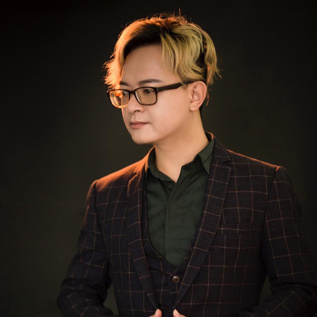吴星成🎤🎼🎹🎸🎻🥁🎺🎧