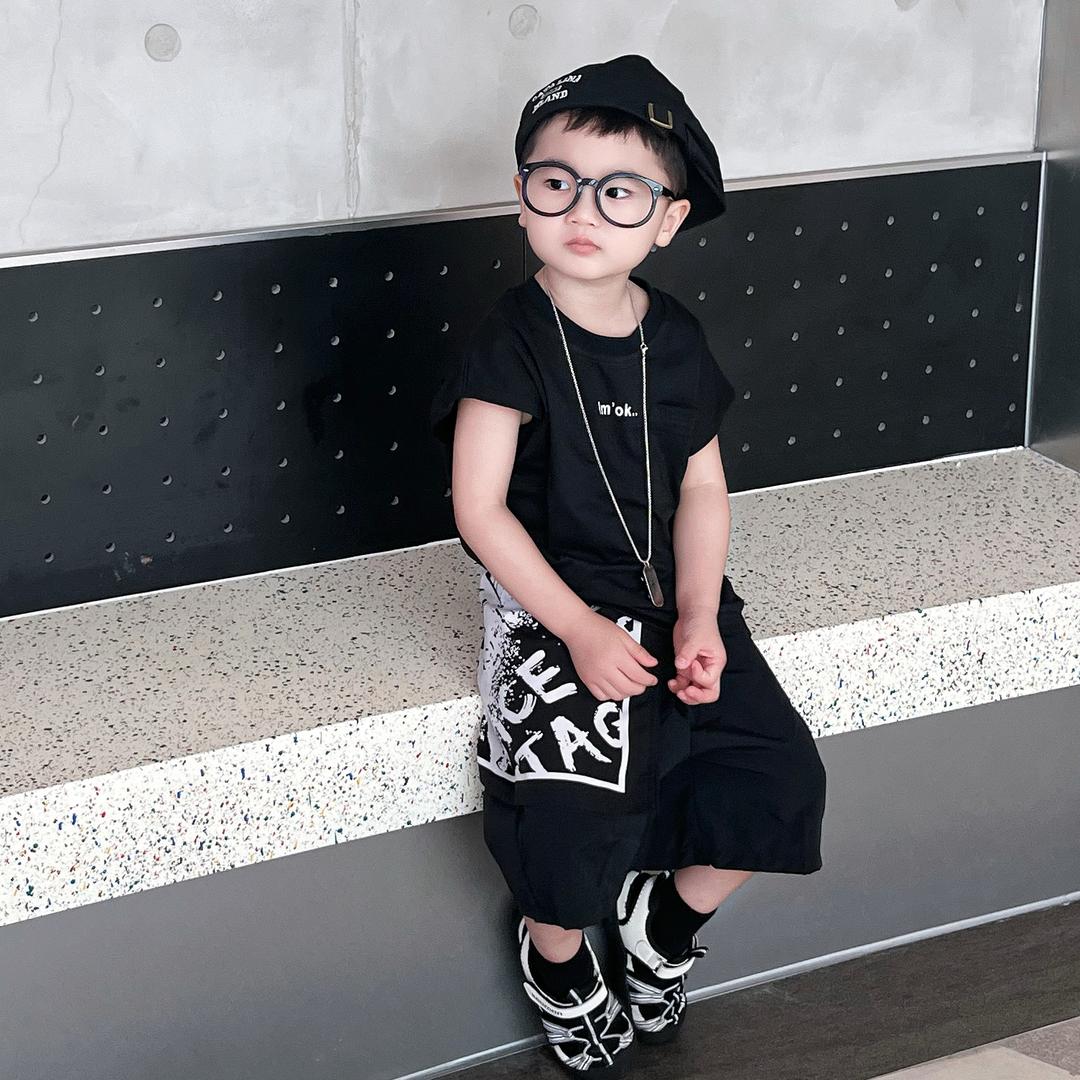 小小何宝