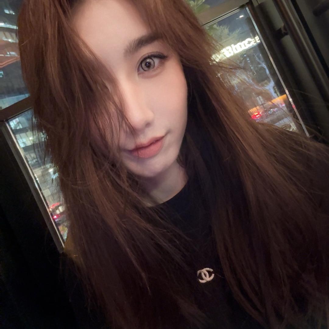 🖤𝑲𝒆𝒏𝒏𝒊𝒔.