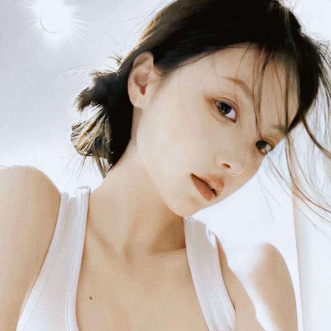 （🧸）变成气质美女