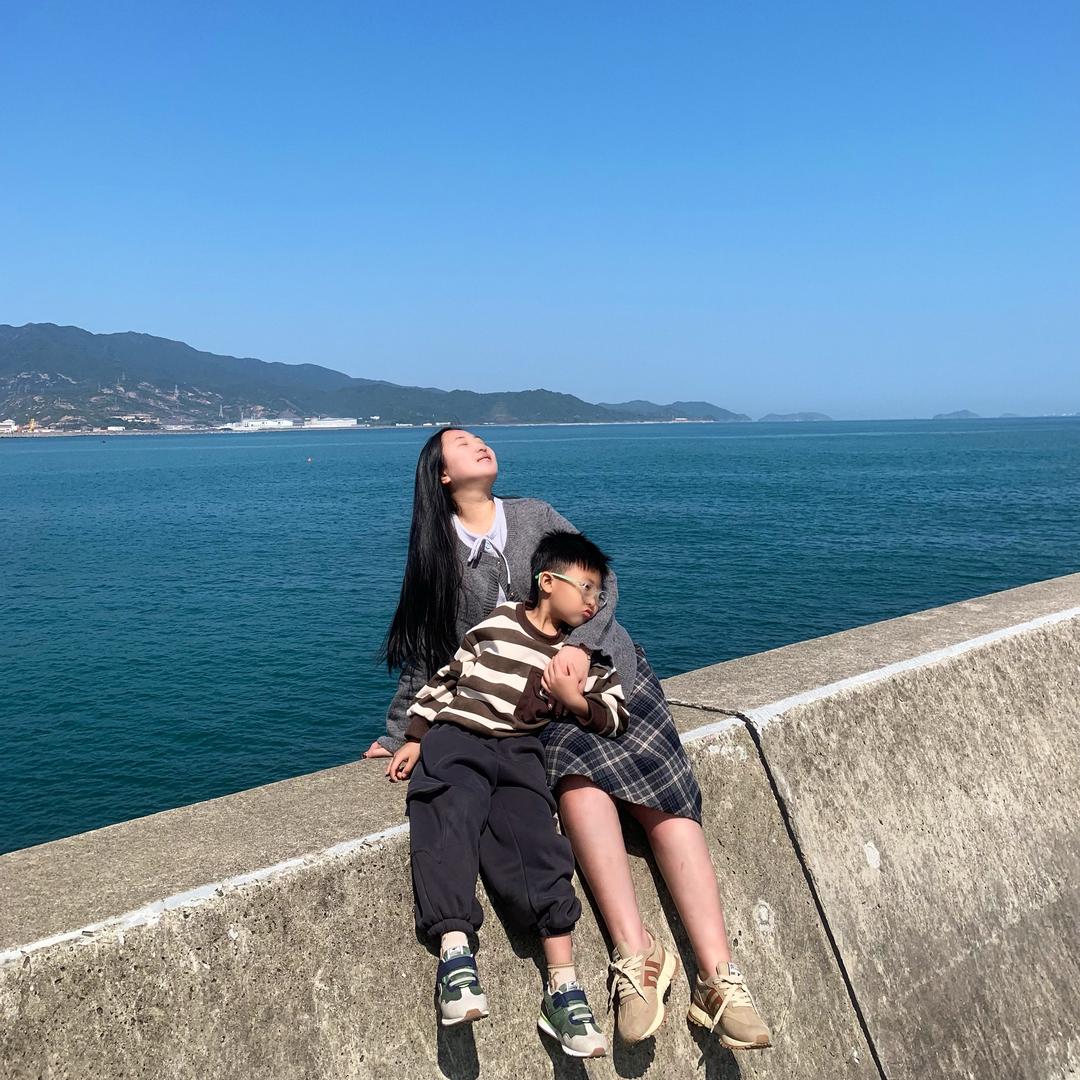 舒敏带娃闯世界