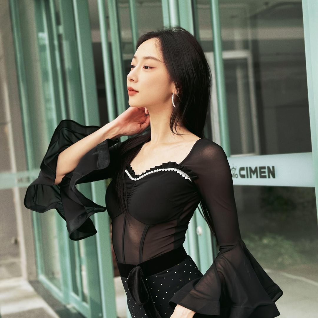 丹珍舞服设计