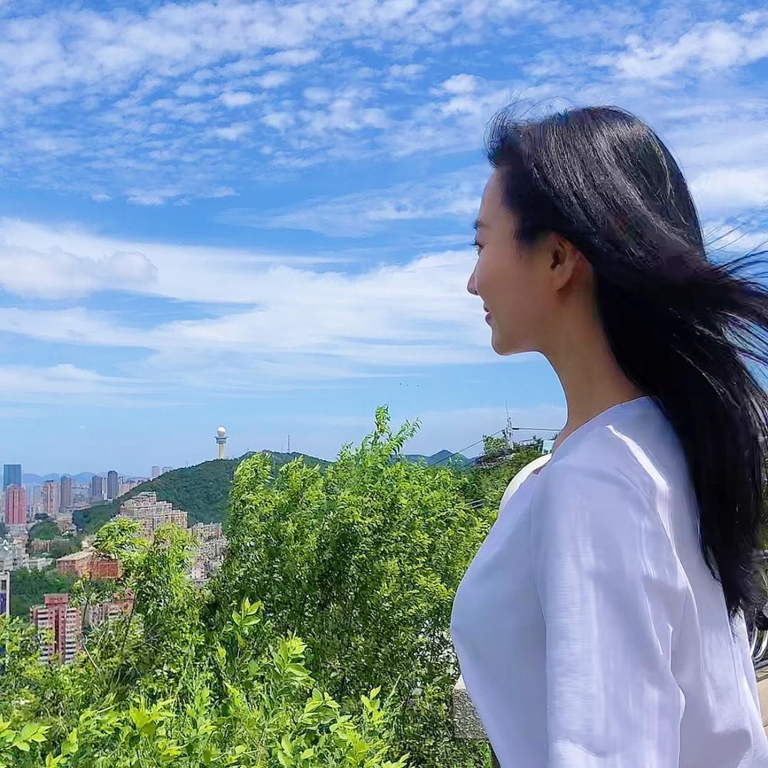 姗姗来的不迟