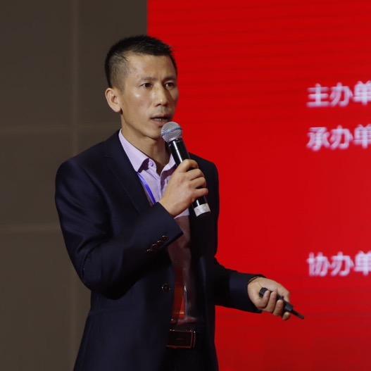 覃班长的乡村生活