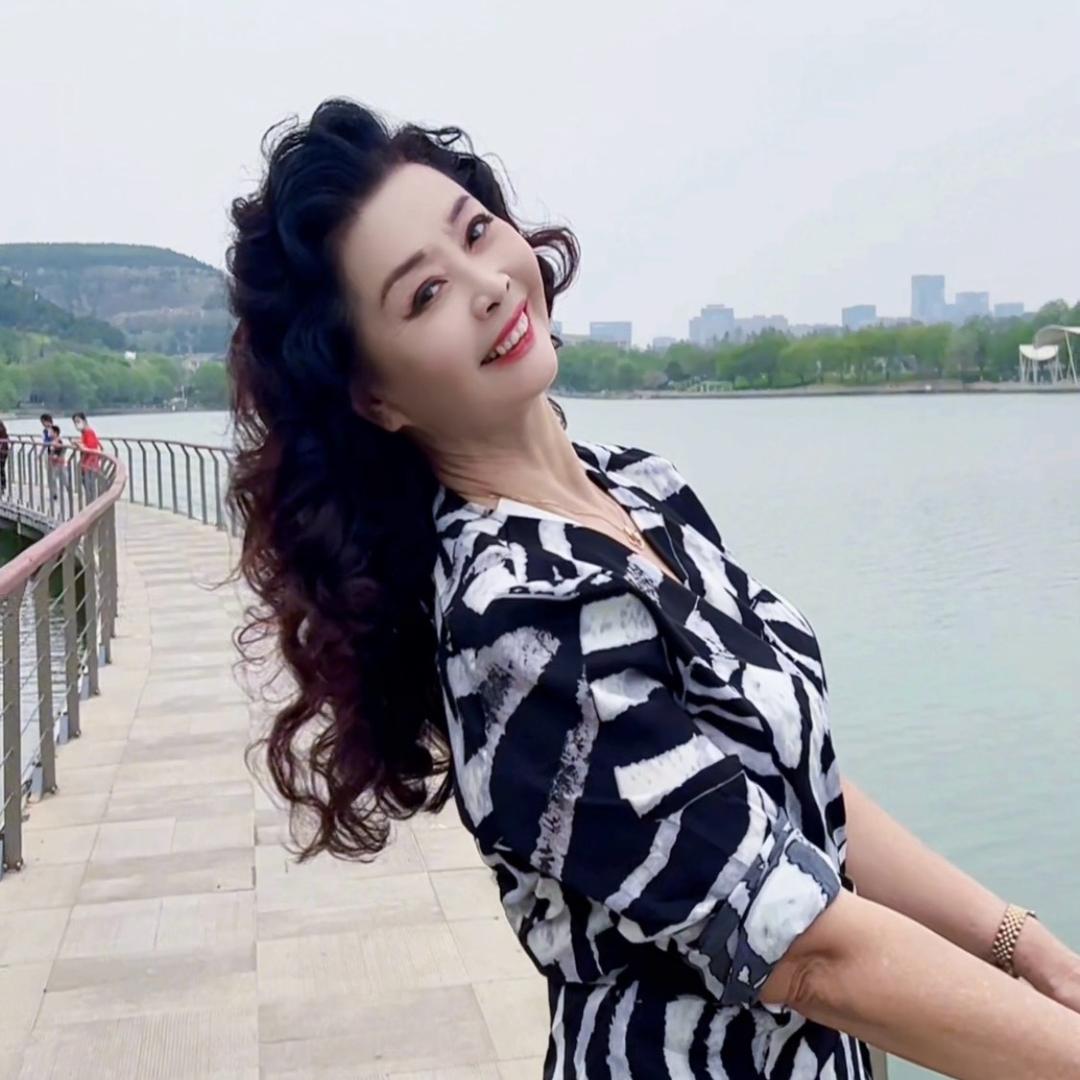 小梅
