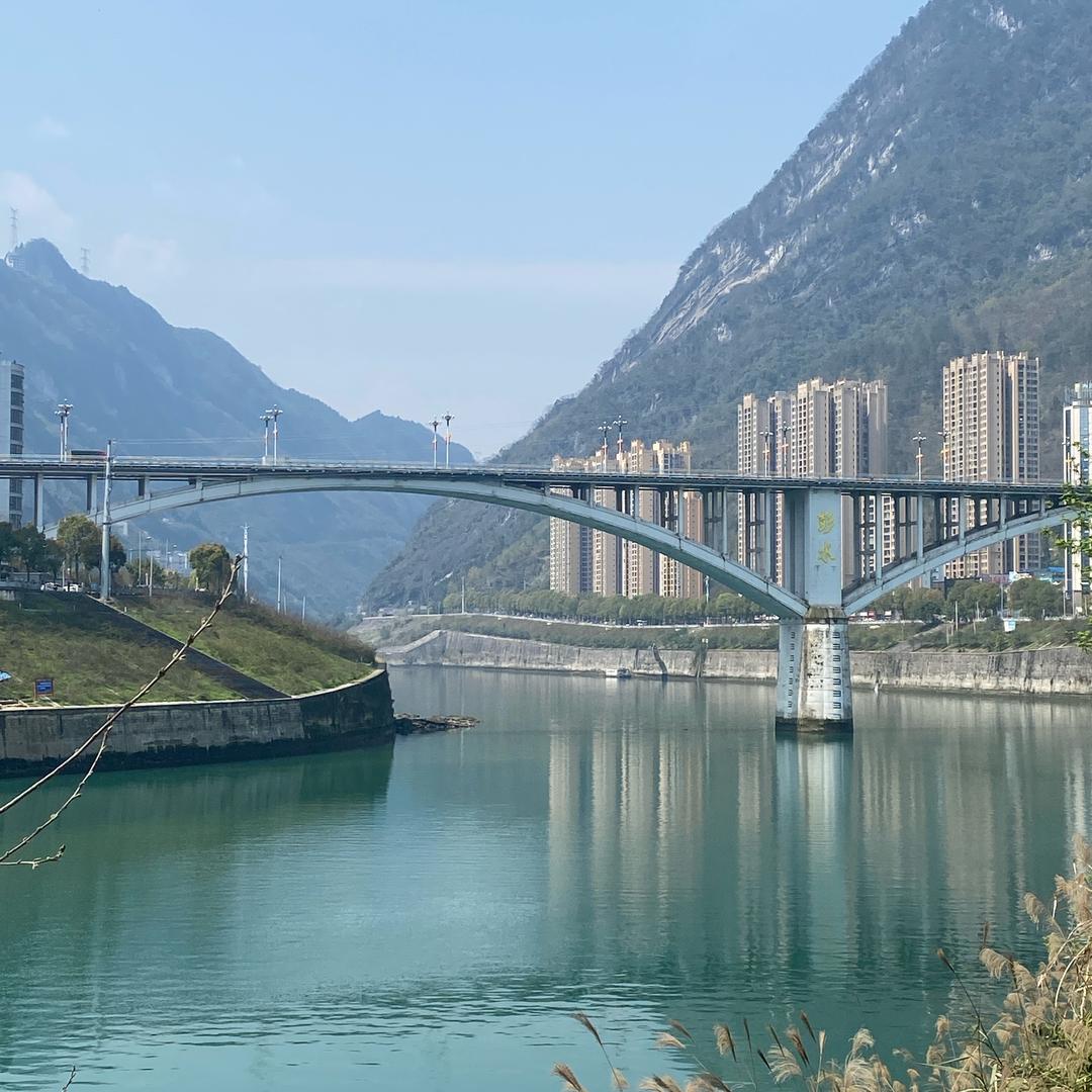 憨憨（柒牌男装）