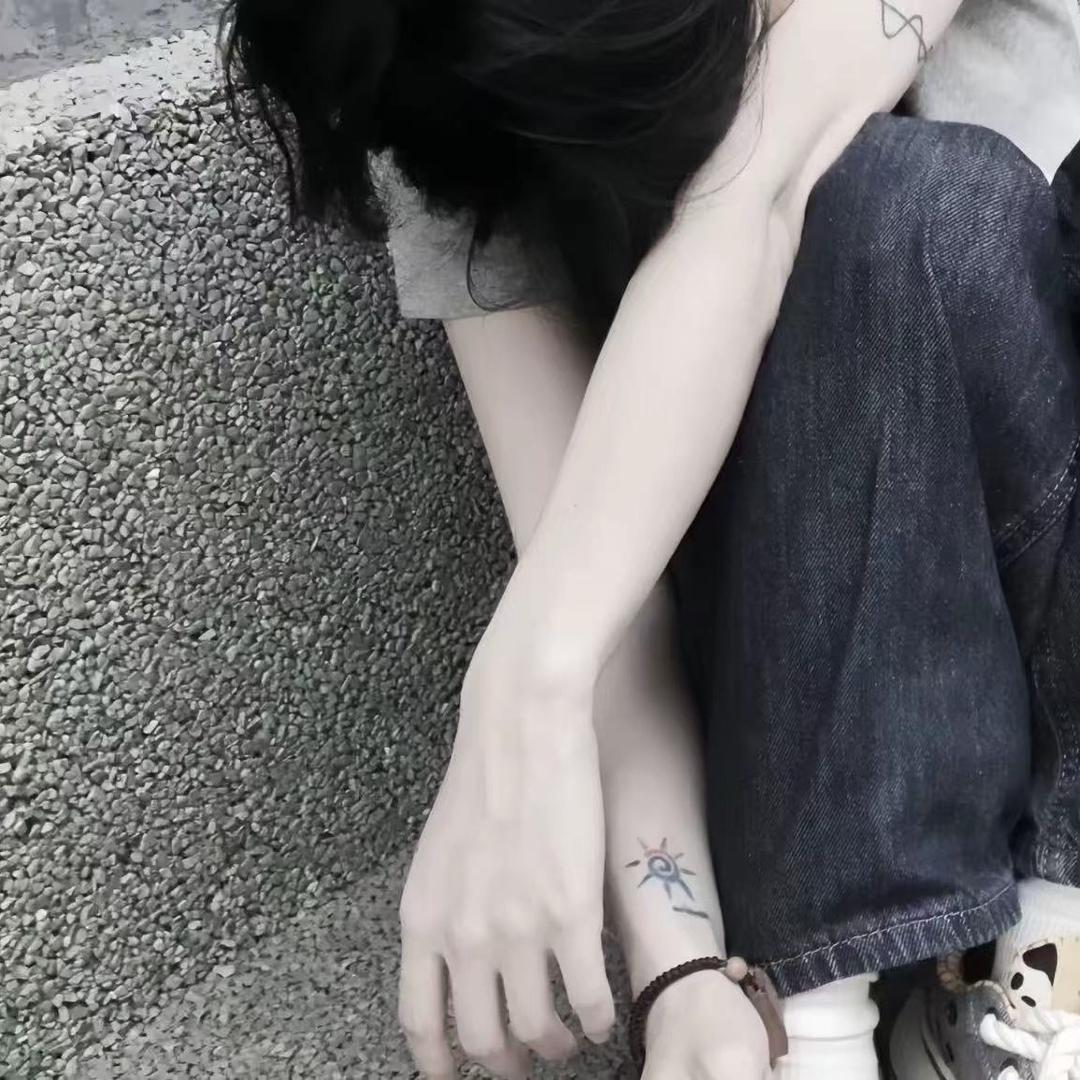 𝓛in_u