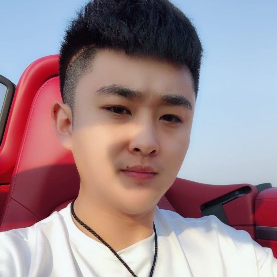 康总爱钓鱼