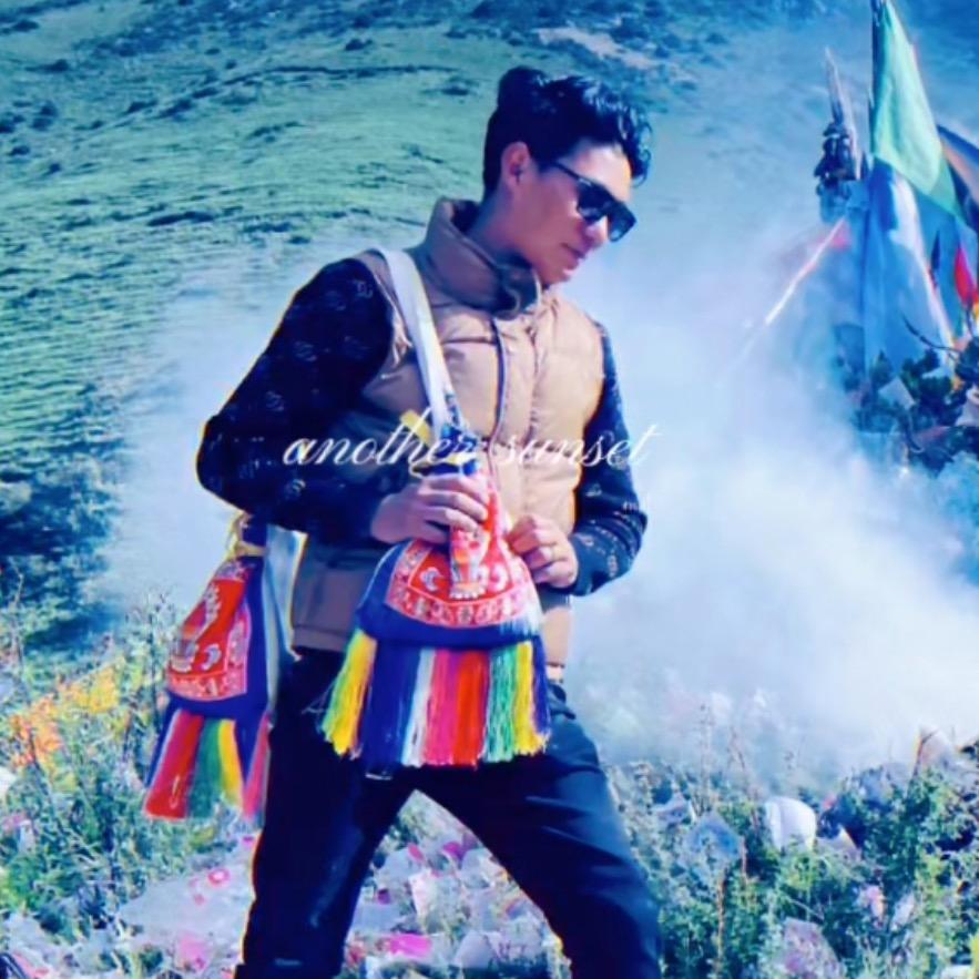 ࿐ཐར་བ丹增塔尔王