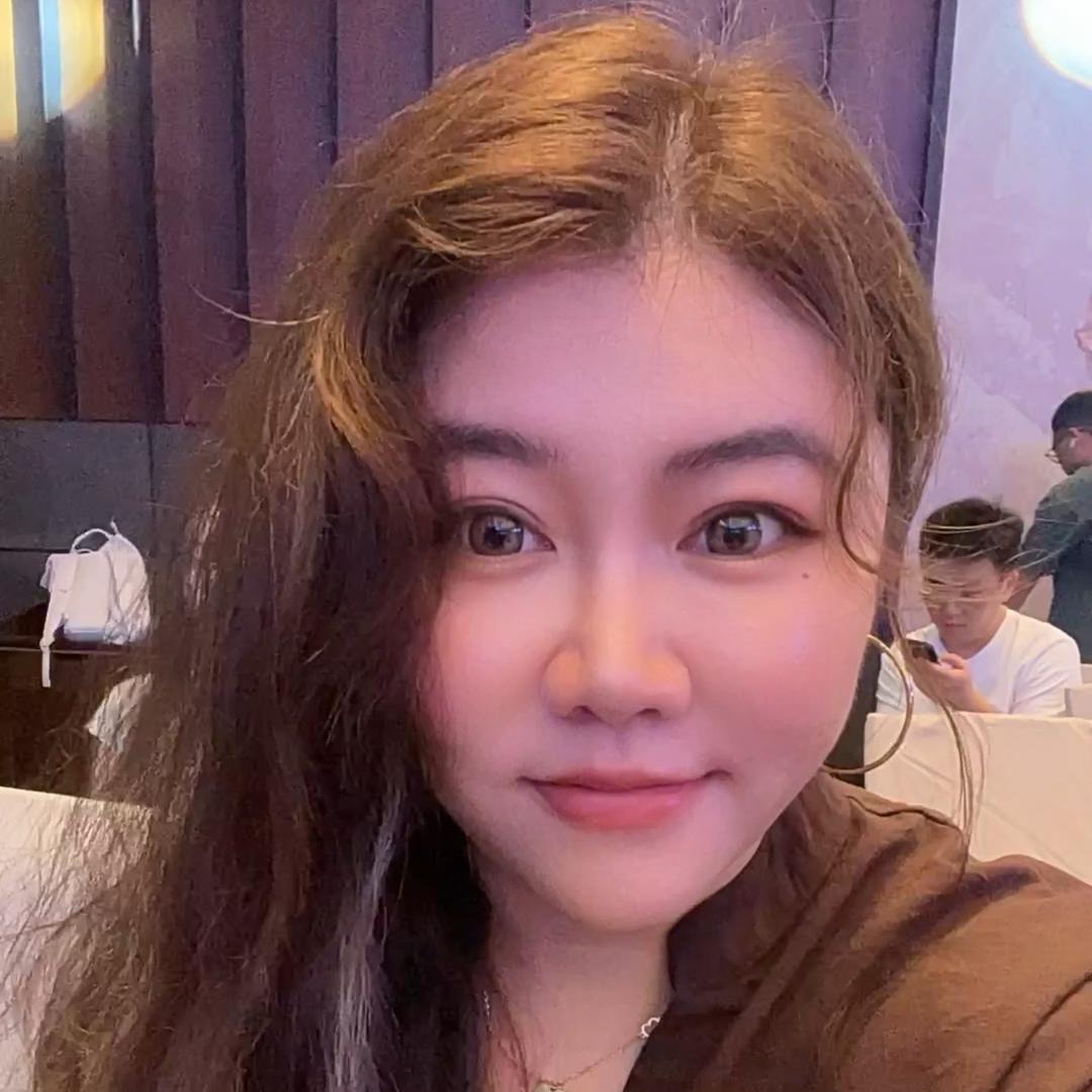 画报夫人（粉丝破百）