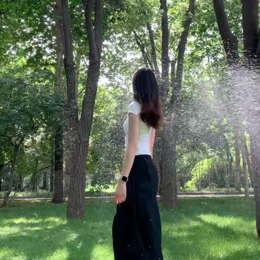 鹿七七