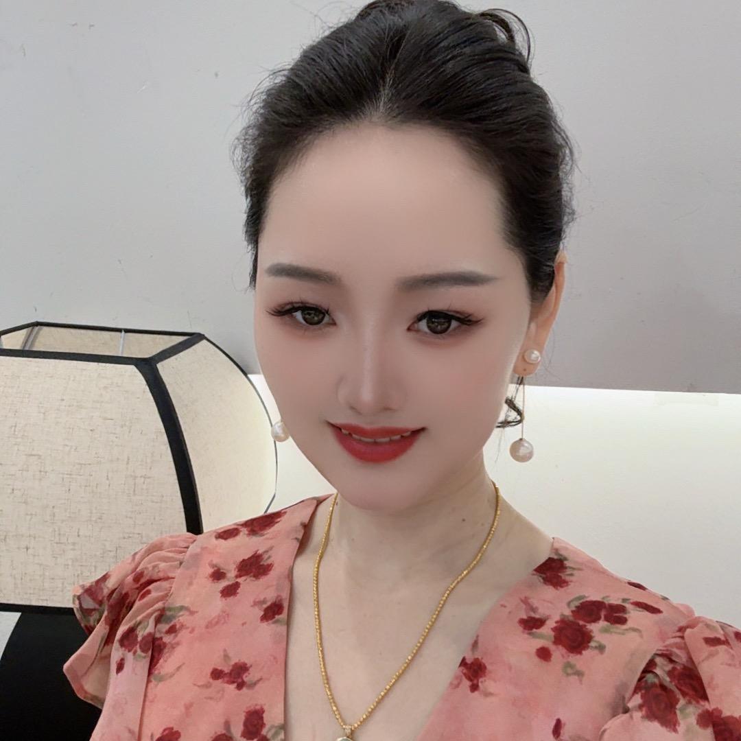 晶晶丽莎服饰