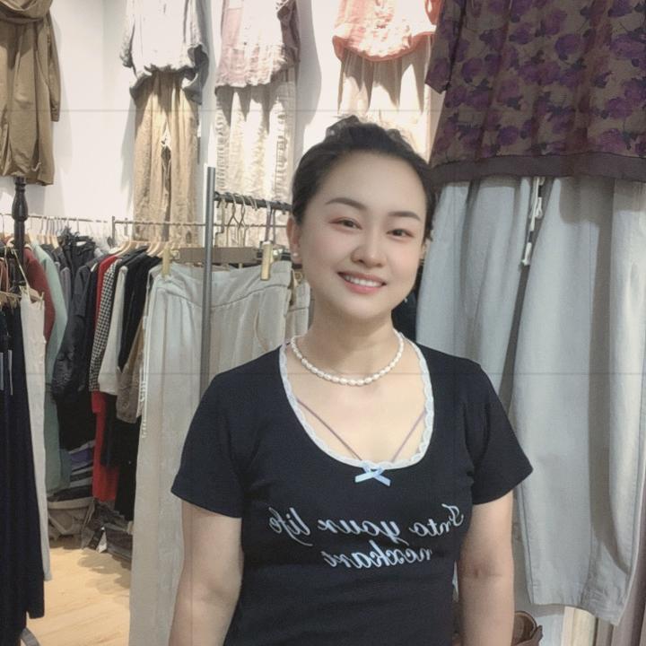 衣品夫人女装官方号