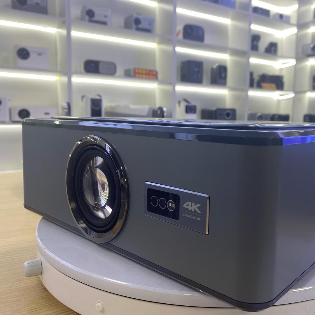 曲面投影仪工厂~总财