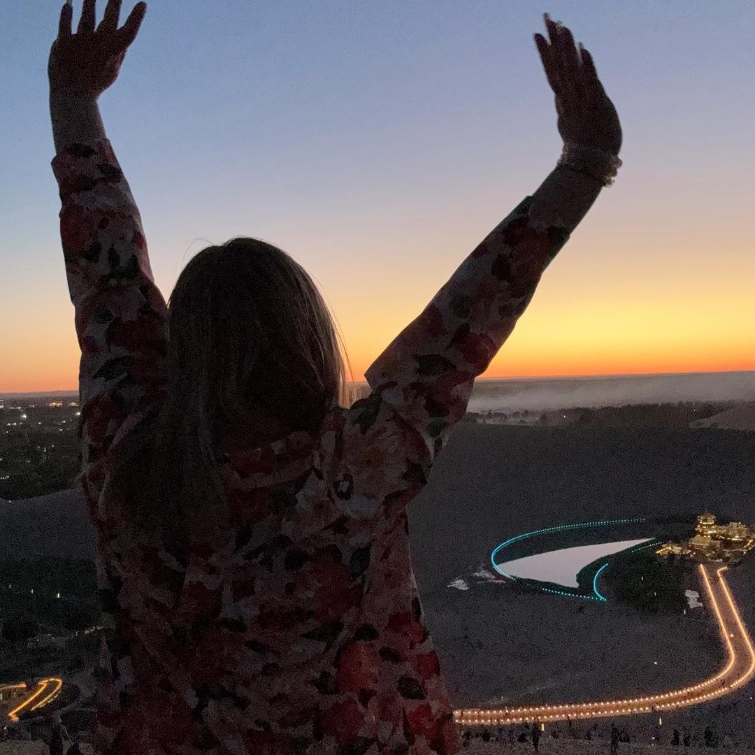 百谷草木丽乎土