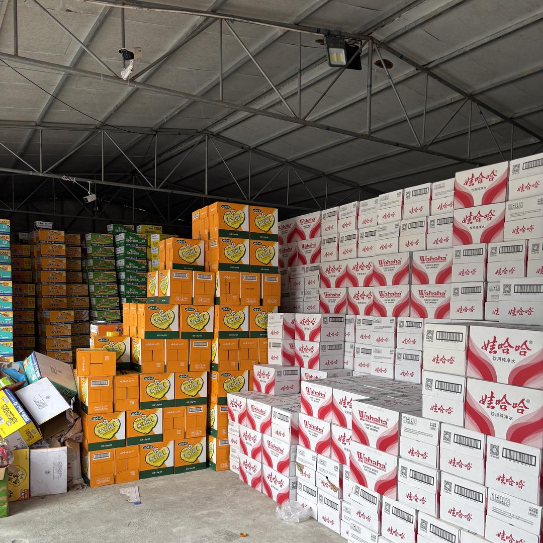 甲丰矿泉水瓶装水饮料批发部