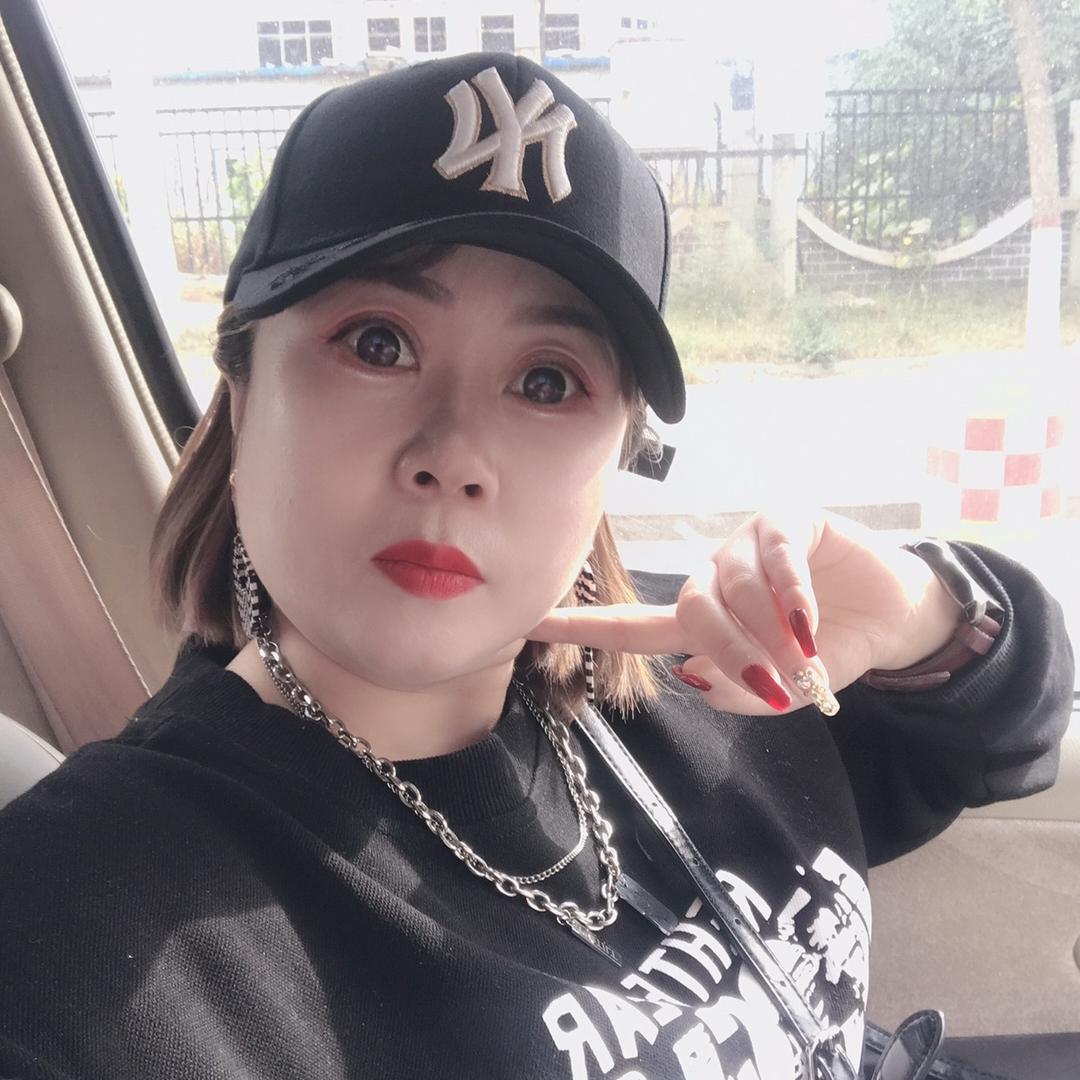 开心快乐的自己