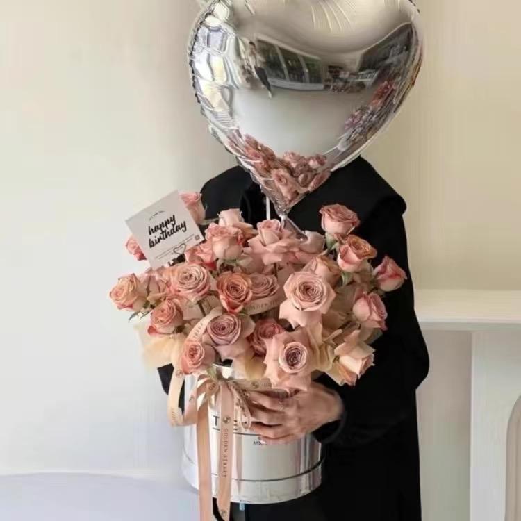 小凯妈妈装