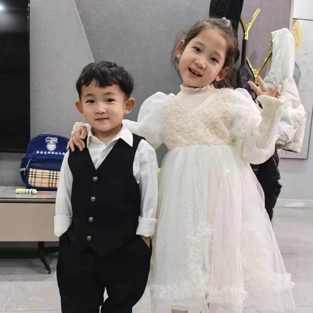 邯郸市国钢贸易谢雄