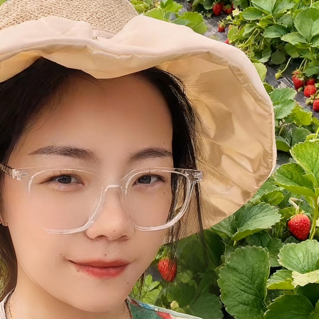 云南小方四季草莓种植基地