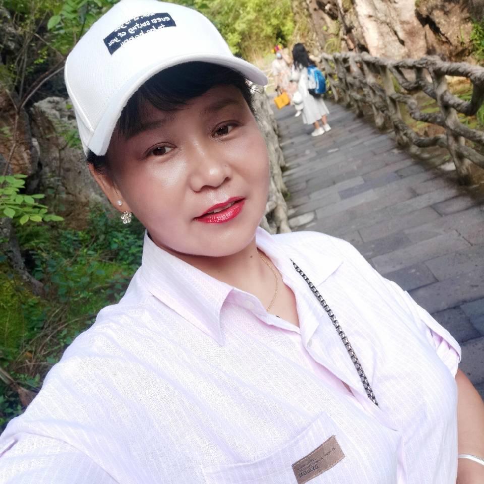 秀秀爱跳舞